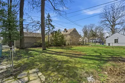 4182 Silsby Road, University Heights, OH 44118 - Photo 7