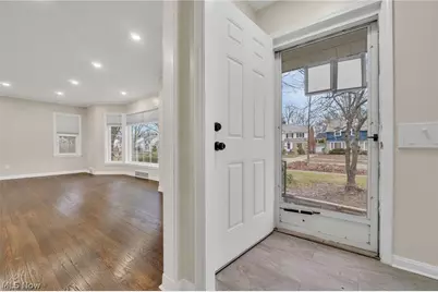 4182 Silsby Road, University Heights, OH 44118 - Photo 9