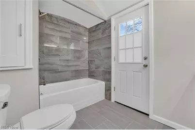 4182 Silsby Road, University Heights, OH 44118 - Photo 33