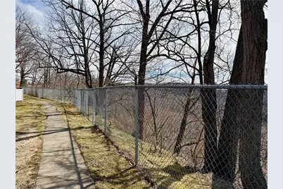 11 Trenton Square #T27, Euclid, OH 44143 - Photo 13