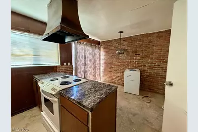 11 Trenton Square #T27, Euclid, OH 44143 - Photo 5