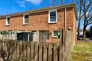 11 Trenton Square, Euclid, OH 44143 - Photo 3