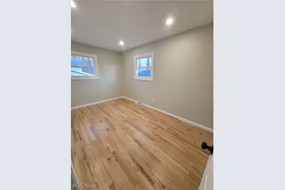 38136 Parkway Boulevard, Willoughby, OH 44094 - Photo 17