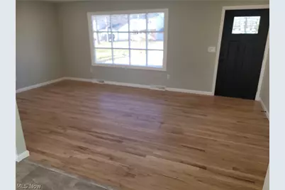 38136 Parkway Boulevard, Willoughby, OH 44094 - Photo 7