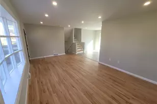 38136 Parkway Blvd, Willoughby, OH 44094 - Photo 9