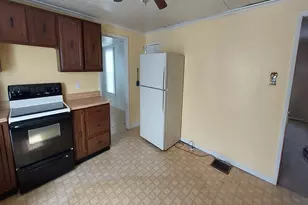 307 Freeman St, Toronto, OH 43964 - Photo 7