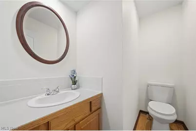 5271 Dolores Street SW, Canton, OH 44706 - Photo 33