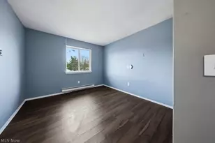 508 Wood St, Elyria, OH 44035 - Photo 21