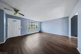 508 Wood St, Elyria, OH 44035 - Photo 11