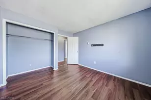 508 Wood St, Elyria, OH 44035 - Photo 23