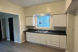 1753 Alcoy Rd, Loveland, OH 44112 - Photo 11