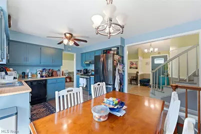 27491 Linwood Circle, North Olmsted, OH 44070 - Photo 13
