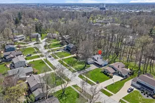 27491 Linwood Cir, North Olmsted, OH 44070 - Photo 3