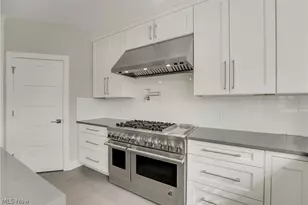 26650 Hurlingham Rd, Beachwood, OH 44122 - Photo 15