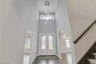 26650 Hurlingham Rd, Beachwood, OH 44122 - Photo 5