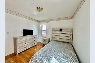 287 E 330th Street, Willowick, OH 44095 - Photo 17