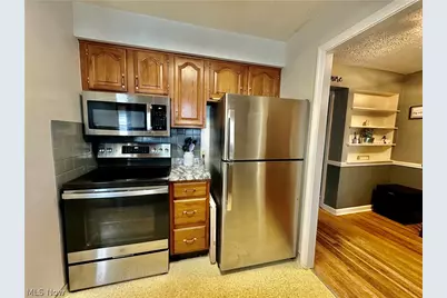 287 E 330th Street, Willowick, OH 44095 - Photo 13