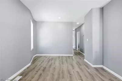 3237 Seymour Avenue, Loveland, OH 44113 - Photo 9