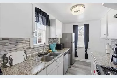 5246 Philip Avenue, Loveland, OH 44137 - Photo 5