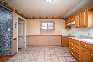 2101 Cherry Hill Ave, Youngstown, OH 44509 - Photo 11