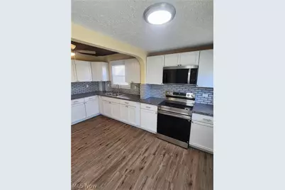 773 Kenilworth Avenue SE, Warren, OH 44484 - Photo 13