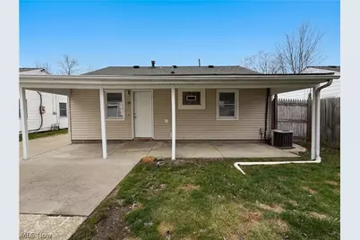 409 Wesley Avenue, Elyria, OH 44035 - Photo 5