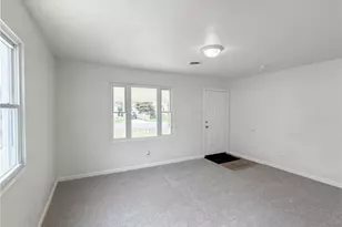 409 Wesley Ave, Elyria, OH 44035 - Photo 3