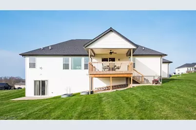 6865 Heritage Run Drive, Zanesville, OH 43701 - Photo 47