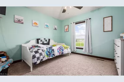 6865 Heritage Run Drive, Zanesville, OH 43701 - Photo 27