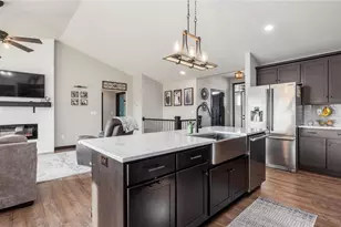 6865 HERITAGE RUN Dr, Zanesville, OH 43701 - Photo 9