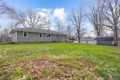 239 Habant Drive, Amherst, OH 44001 - Photo 19
