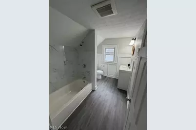 116 Munroe Falls Avenue, Cuyahoga Falls, OH 44221 - Photo 17