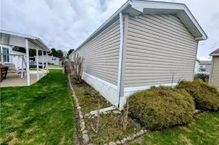 592 Sand Trap Cir, Painesville, OH 44077 - Photo 7