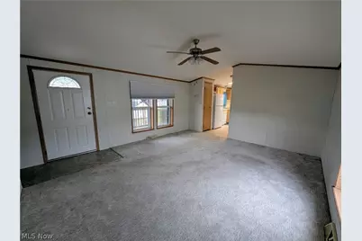 592 Sandtrap Circle, Painesville, OH 44077 - Photo 13