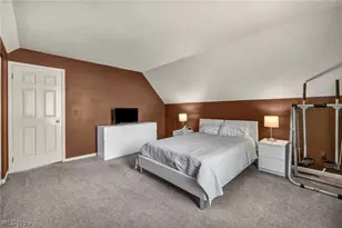 2210 Pine Tree Ln #23 Ln, Twinsburg, OH 44087 - Photo 9