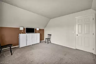 2210 Pine Tree Ln #23 Ln, Twinsburg, OH 44087 - Photo 17