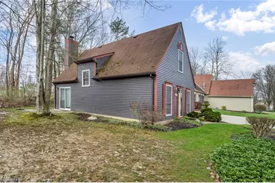 2210 Pine Tree Ln #23 Lane, Twinsburg, OH 44087 - Photo 15