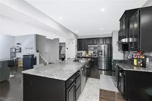 4627 Pebble Creek Ct, Peninsula, OH 44264 - Photo 11