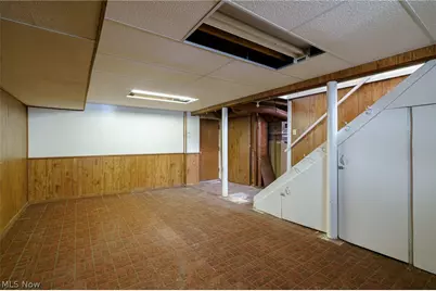 23 Wayne Avenue, Akron, OH 44301 - Photo 17