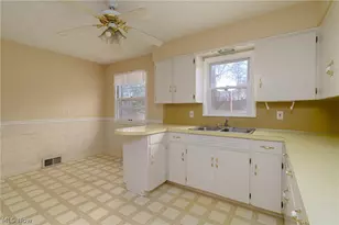 23 Wayne Ave, Akron, OH 44301 - Photo 5