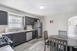 616 Poland Ave, Struthers, OH 44471 - Photo 11