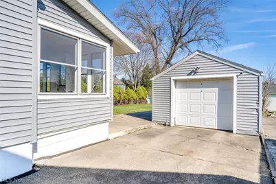 616 Poland Avenue, Struthers, OH 44471 - Photo 41