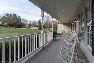 8955 Stoneybrook Dr, Grandview Heights, OH 44147 - Photo 3