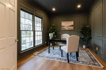 8955 Stoneybrook Drive, Grandview Heights, OH 44147 - Photo 5