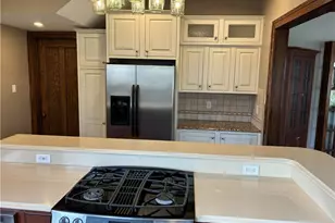 13971 Lake Ave, Oakwood, OH 44107 - Photo 3