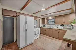 5026 Lear Nagle Rd, North Ridgeville, OH 44039 - Photo 13