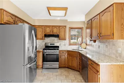 9431 Yvonne Drive, North Royalton, OH 44133 - Photo 9