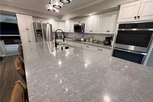 504 Greenbrier Ct, Steubenville, OH 43953 - Photo 9