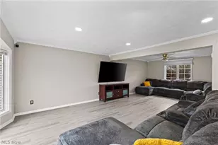 504 Greenbrier Ct, Steubenville, OH 43953 - Photo 13