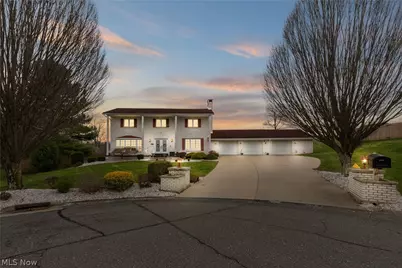 504 Greenbrier Court, Steubenville, OH 43953 - Photo 1